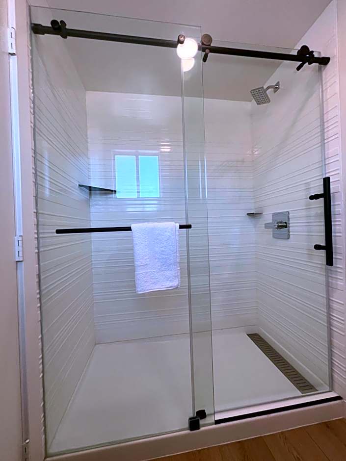 Lamp Liter Inn Visalia, an Ascend Collection Hotel