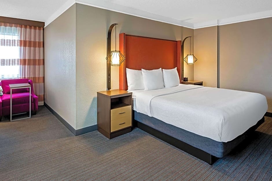 La Quinta by Wyndham San Francisco Airport North