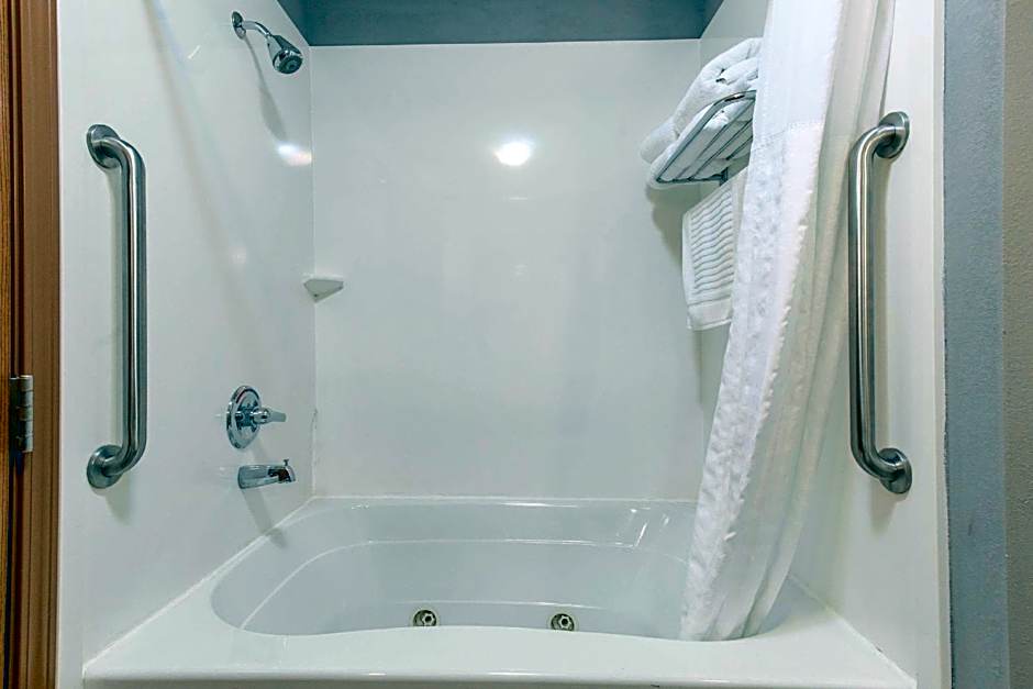 Comfort Suites Fairview Heights - St. Louis