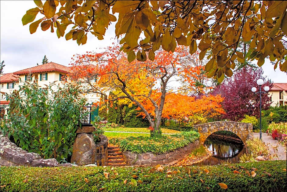 Columbia Gorge Hotel & Spa