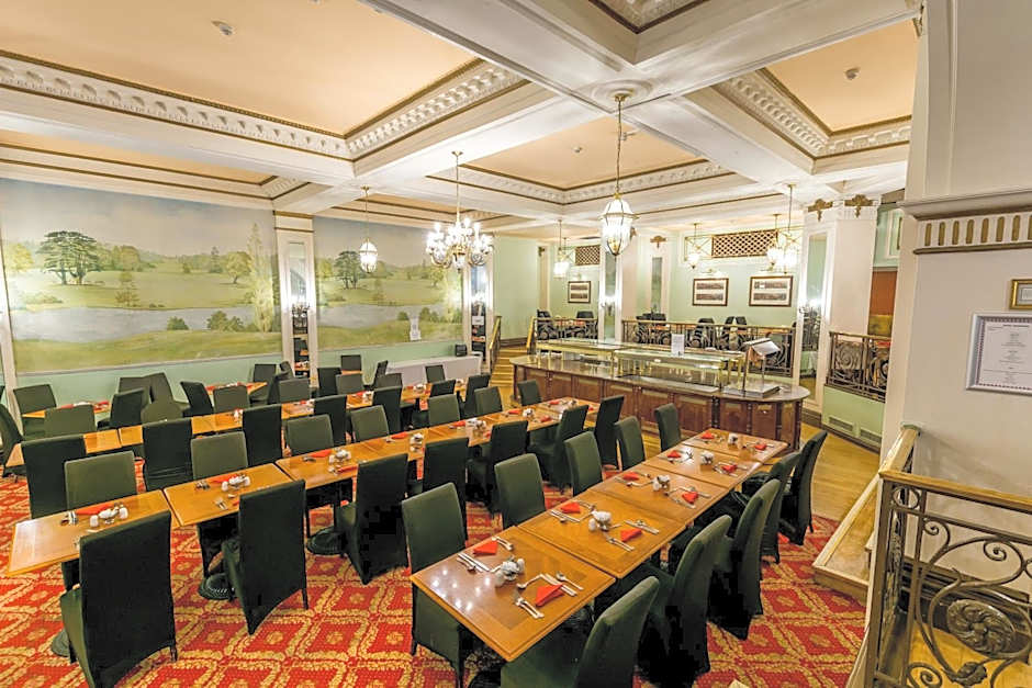 Britannia Adelphi Hotel