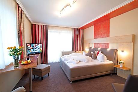 Deluxe Double Room with Balcony