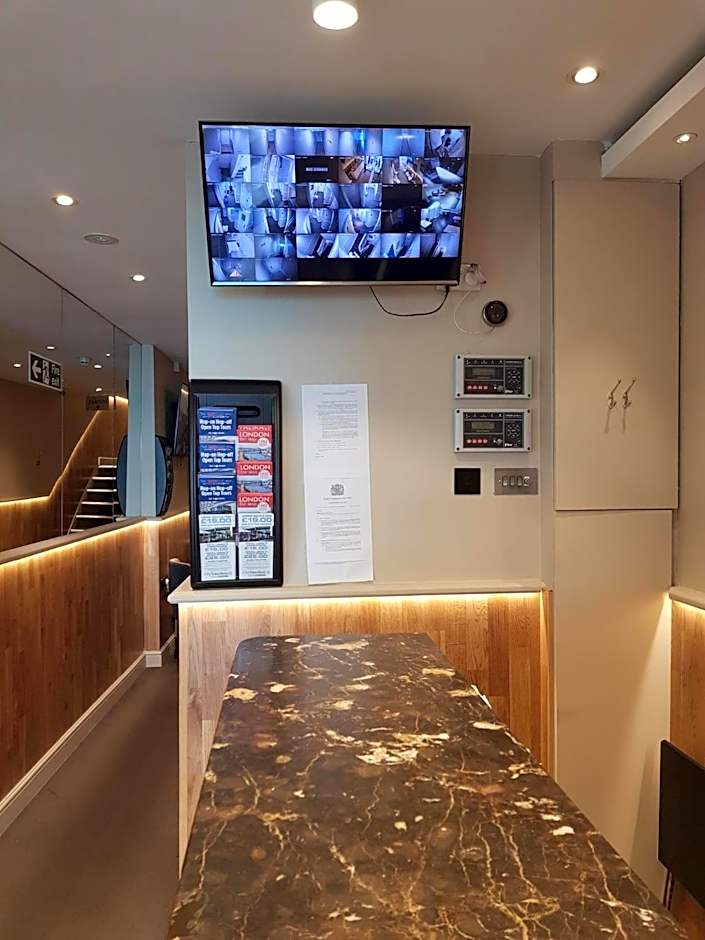 Ascot Hyde Park Hotel