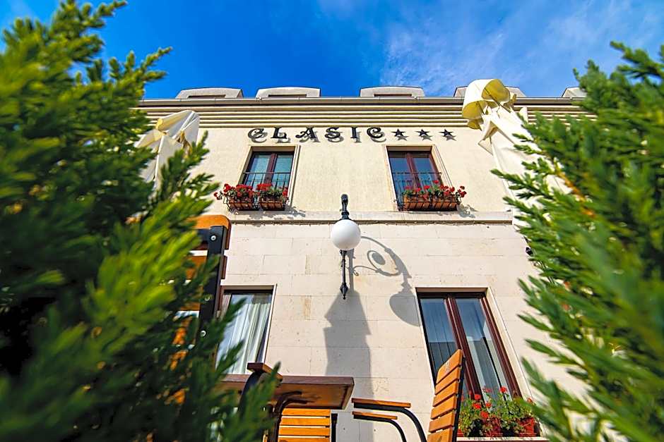 Hotel Clasic