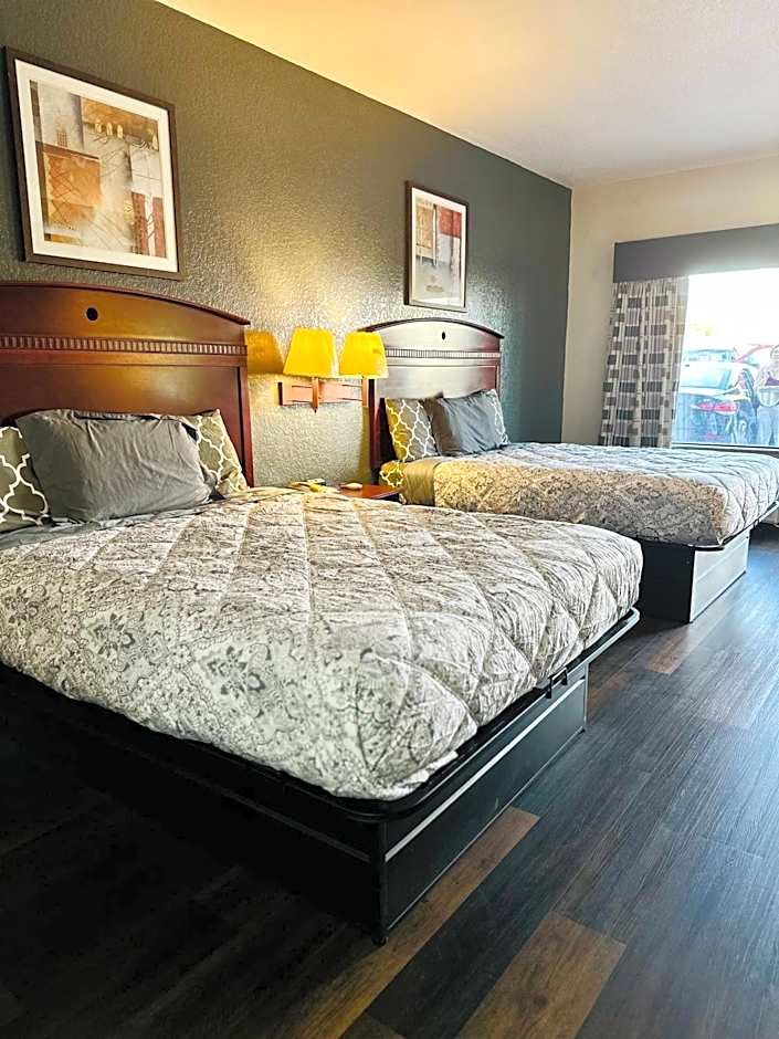Magnolia Inn And Suites