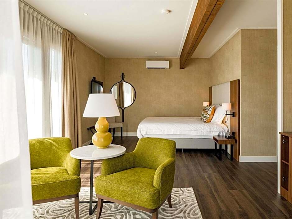 Hotel Ter Zand - Handwritten Collection