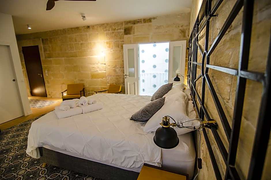 Senglea Suites