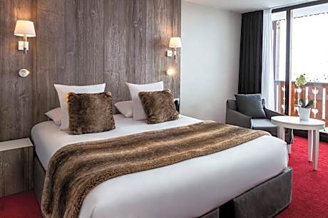 Privilege Double Room with Mountain View