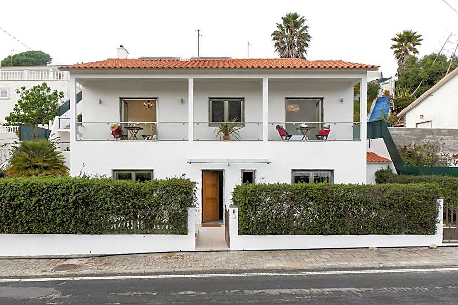 Beachouse - Surf, Bed & Breakfast