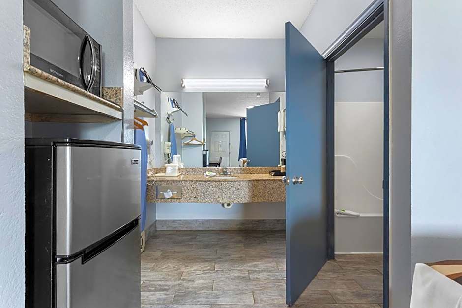 MAGNOLIA INN of BILOXI,OCEAN SPRINGS,PASCAGOULA & GAUTIER