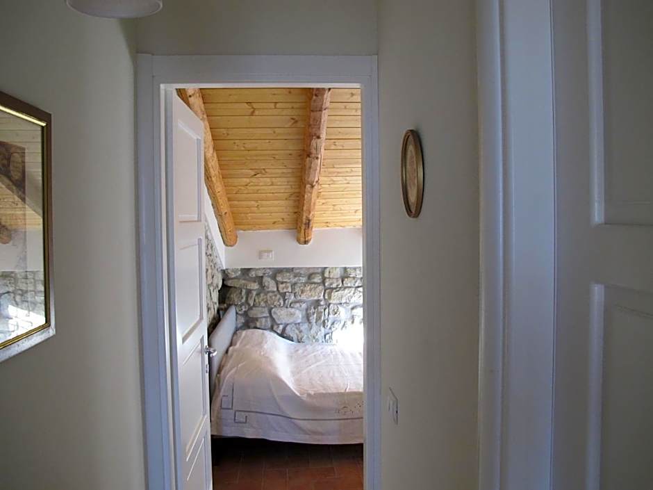 Oltrella Country House