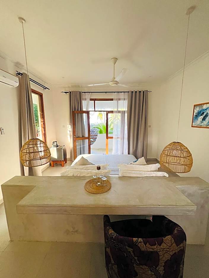 Mnana Beach Bungalows