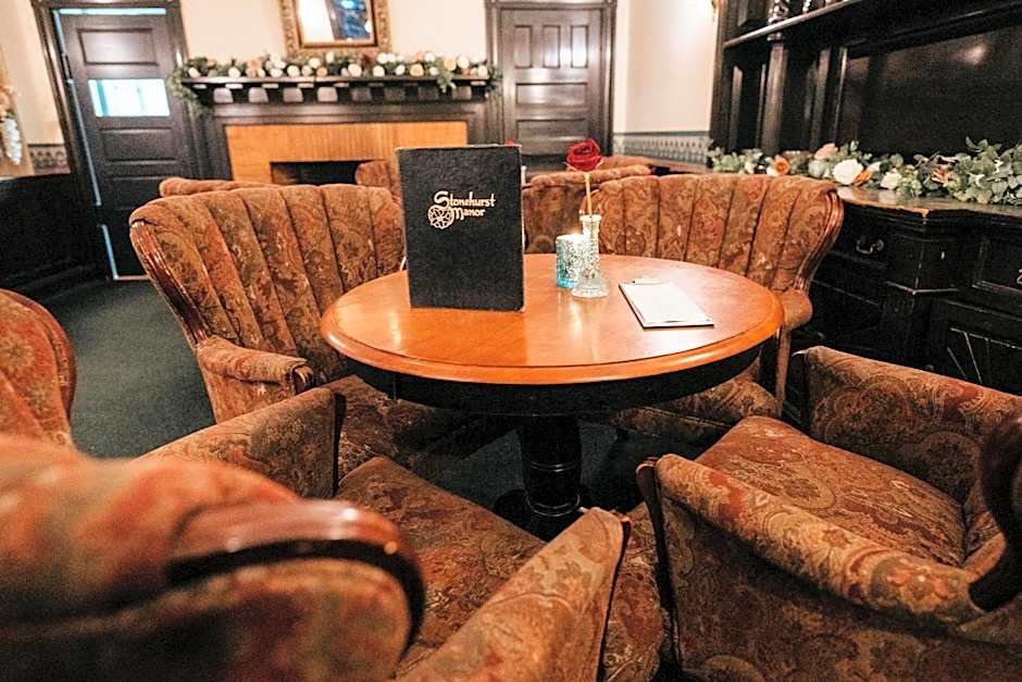 Stonehurst Manor Breakfast & Dinner Included