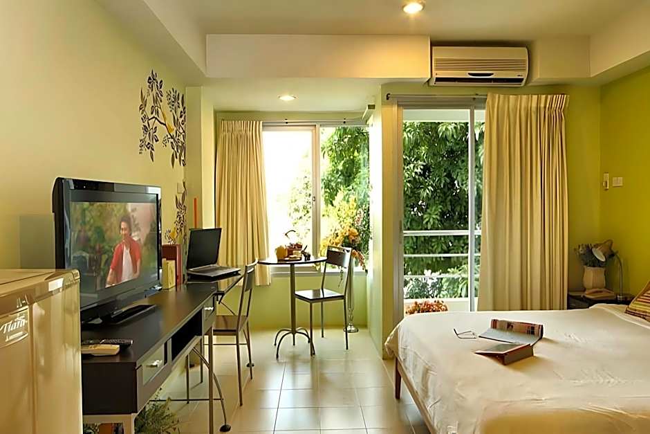 Caza V1 Serviced Apartment