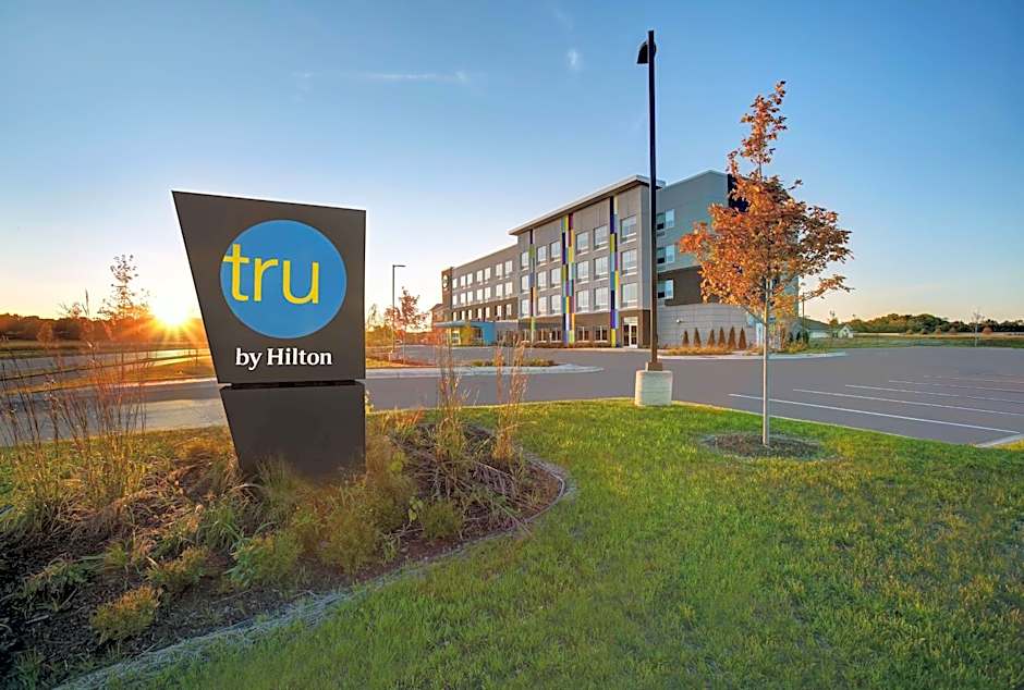 Tru by Hilton Stoughton, WI