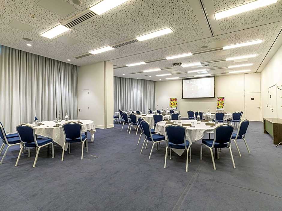 Pullman Liverpool