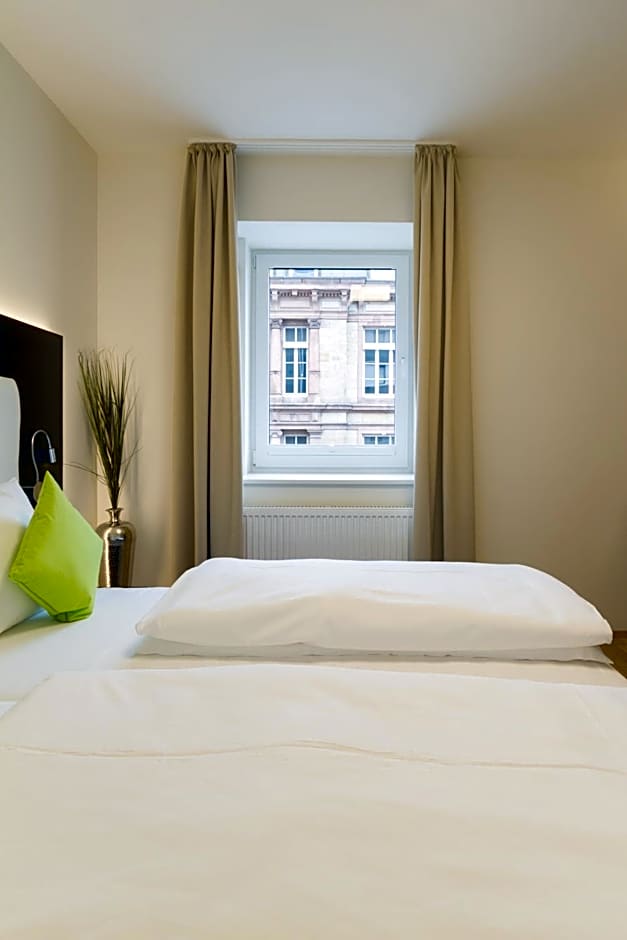 sevenDays Hotel BoardingHouse Mannheim