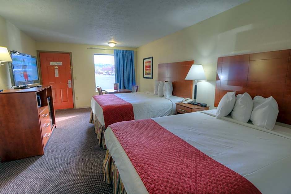 Days Inn By Wyndham Pigeon Forge South