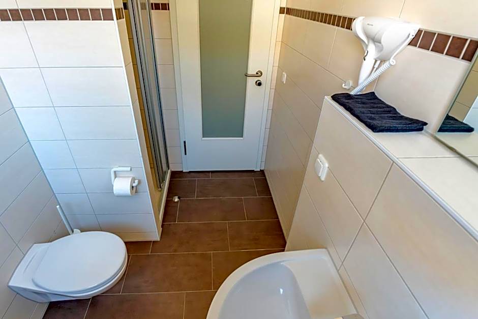 Sonnenschein Hotel & Apartments