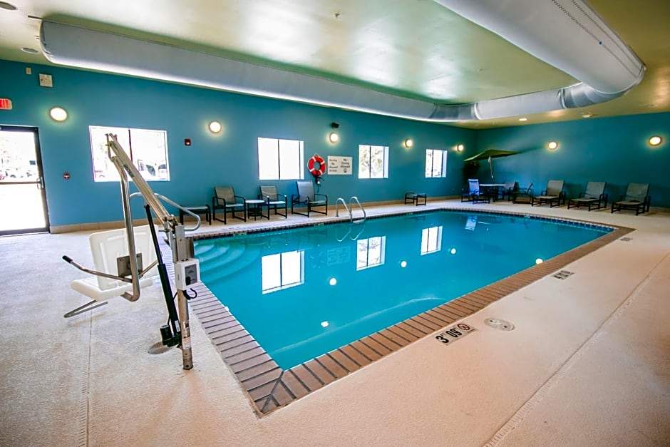 Holiday Inn Express Hotel & Suites Baton Rouge -Port Allen, an IHG Hotel