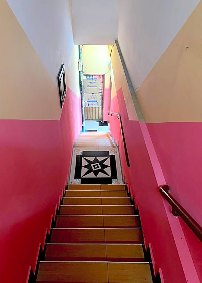 Kota Damansara Business Hotel