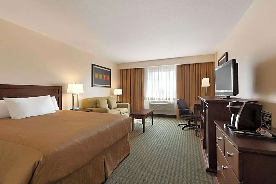 Travelodge by Wyndham Weyburn