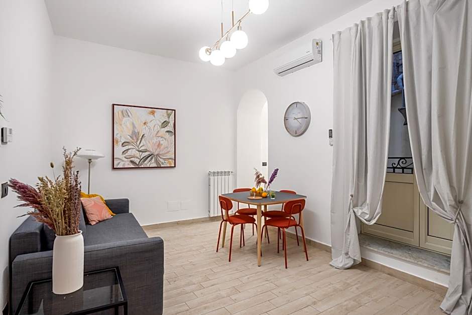 Open Sicily Quattro Canti Apartments