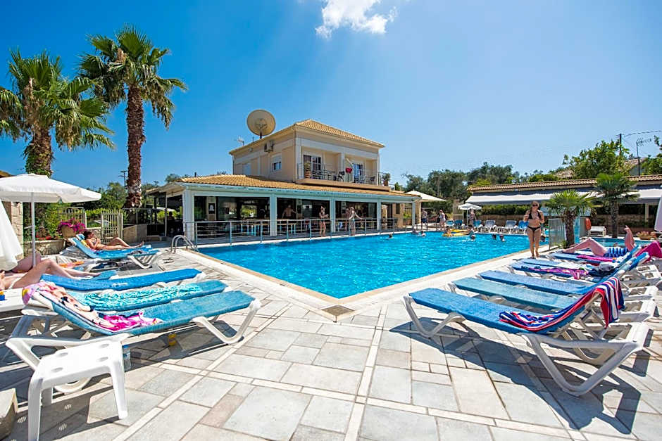 Kavos Plaza Hotel