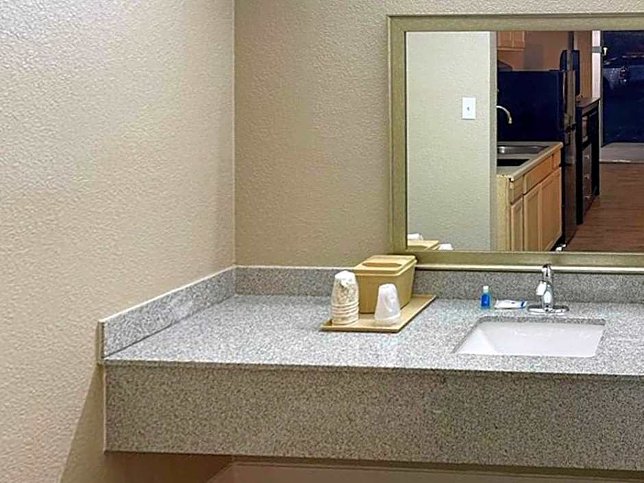 Suburban Studios Columbia - Harbison