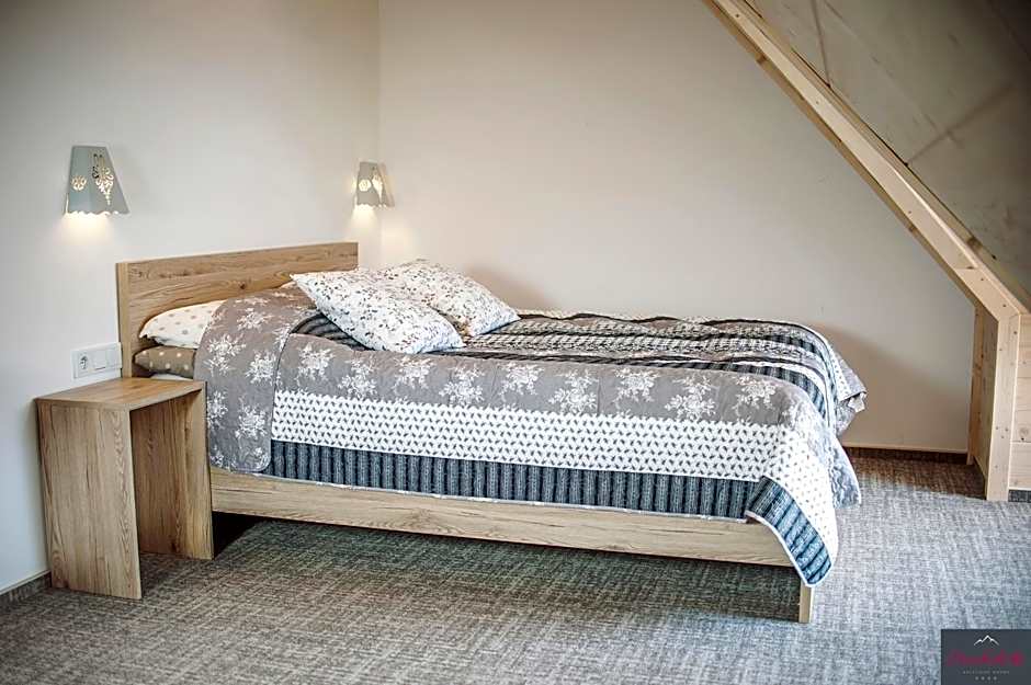 Stachelisko - domki i pokoje