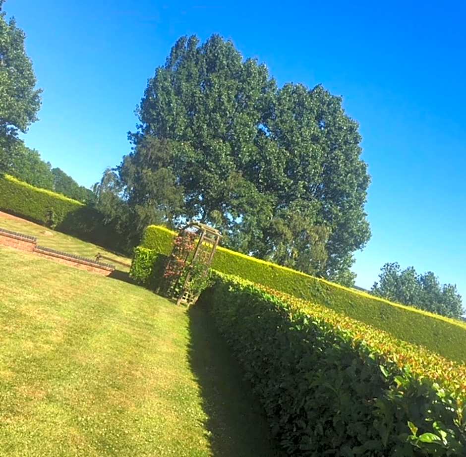 Melbourne View Hotel