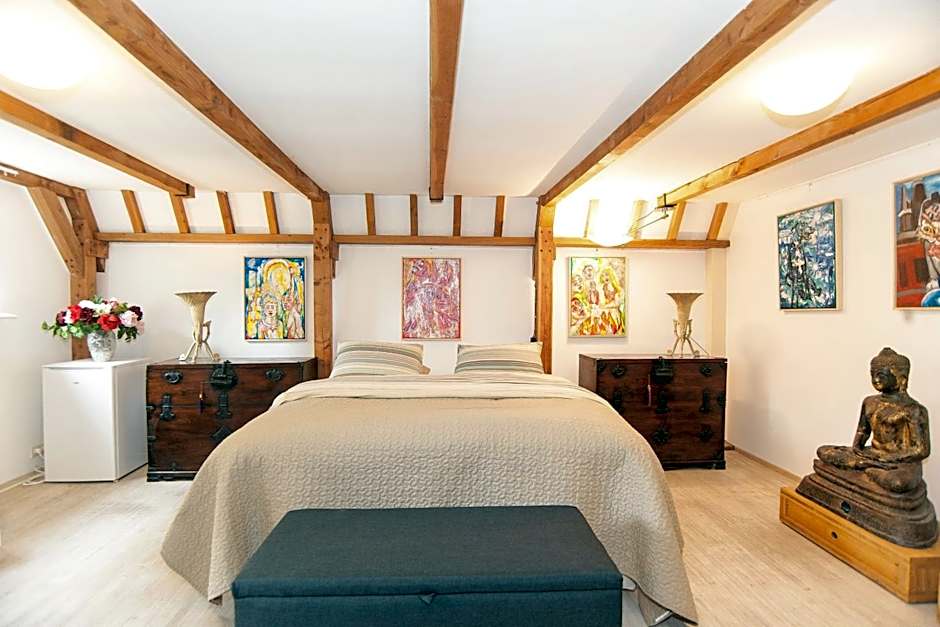 Bed & Breakfast of Art