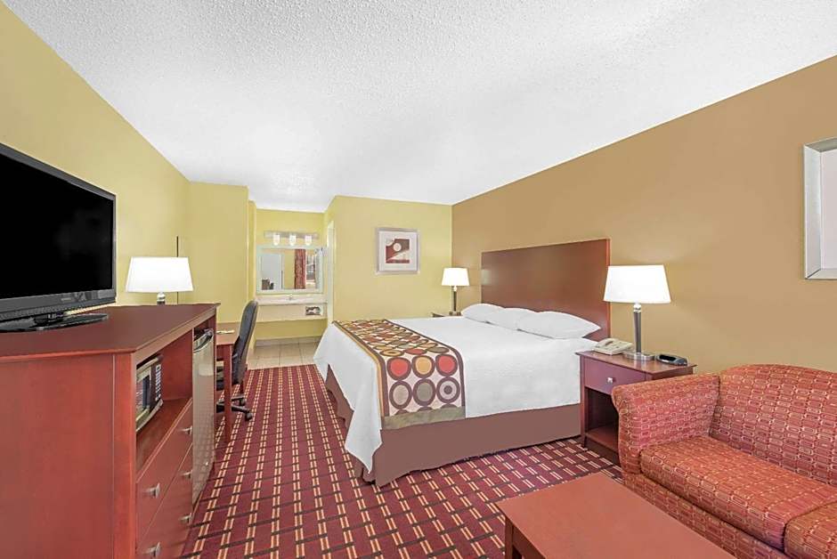 Super 8 by Wyndham Kerrville TX