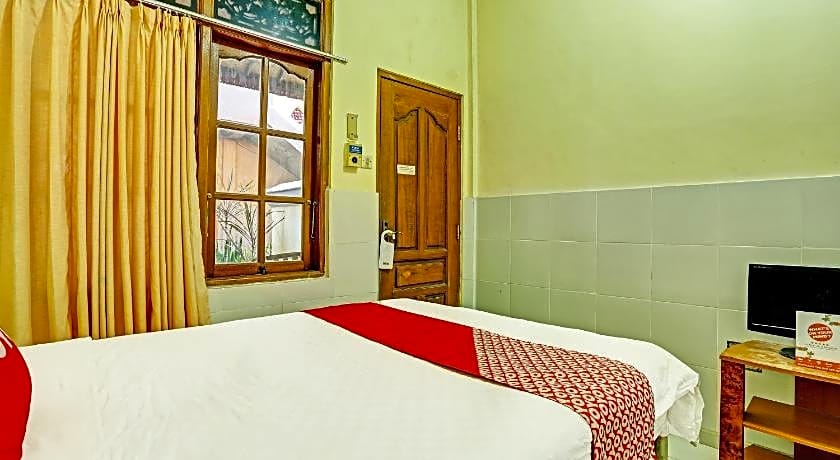 OYO Collection O 91125 Puri Dewa Bharata