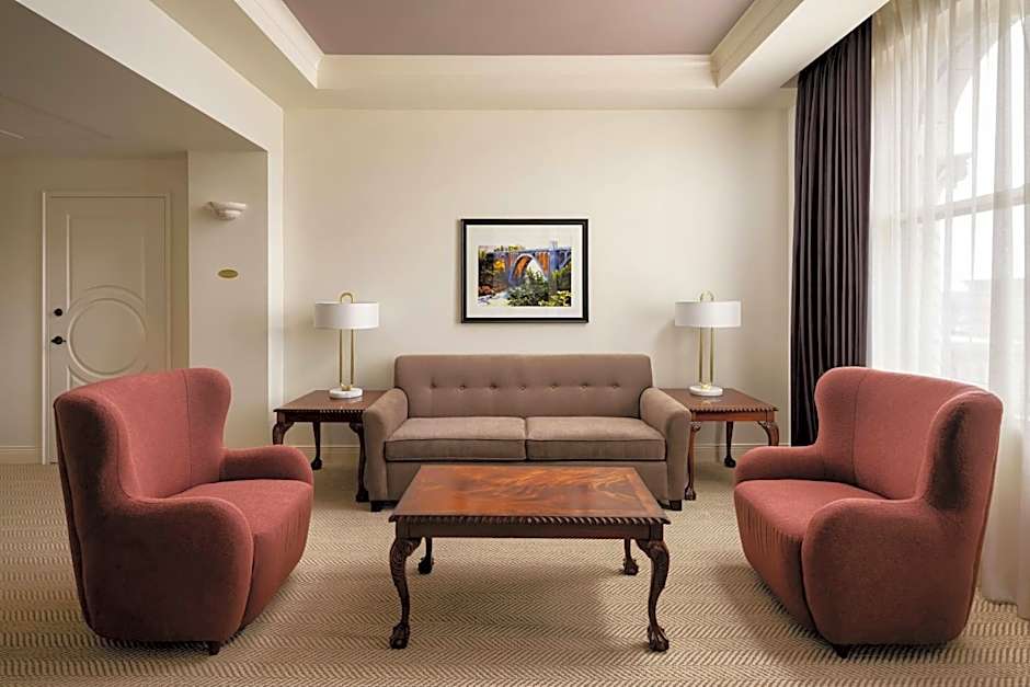 Davenport Hotel, Autograph Collection®