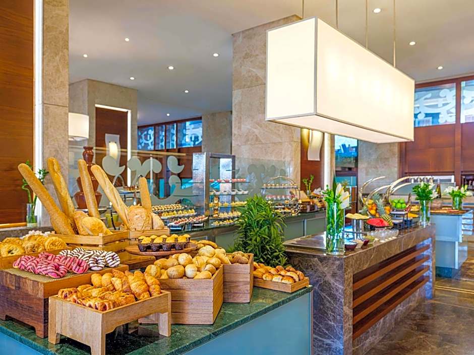 Swissotel Buyuk Efes Izmir