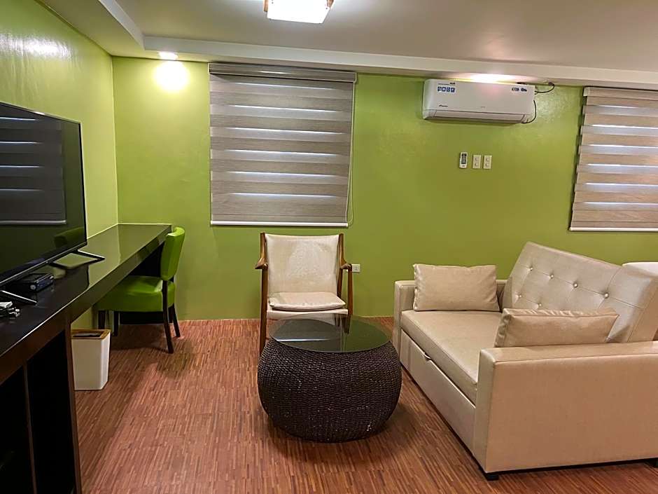 Damara Hotel at Ciudad Elmina