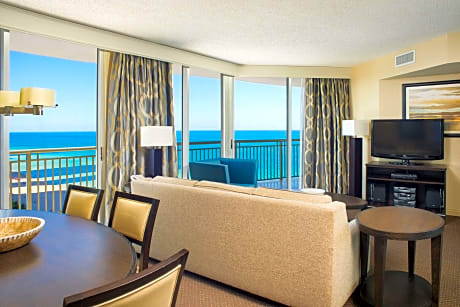 1 KING 1BDRM SUITE PARTIAL OCEAN VIEW BALCONY