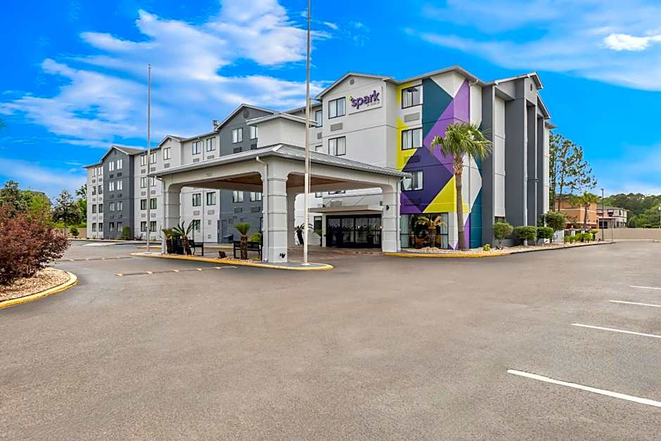 Spark by Hilton Biloxi Ocean Springs