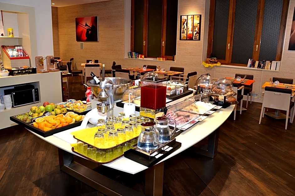Best Western Plus City Hotel