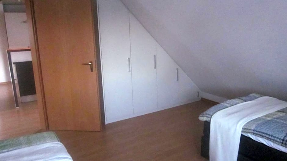 Komfort Apartment 1 DG Jürgen Kunzi