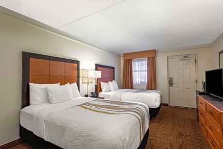 2 Double Beds Non Smoking
