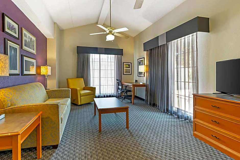 Quality Inn & Suites North Charleston - Ashley Phosphate