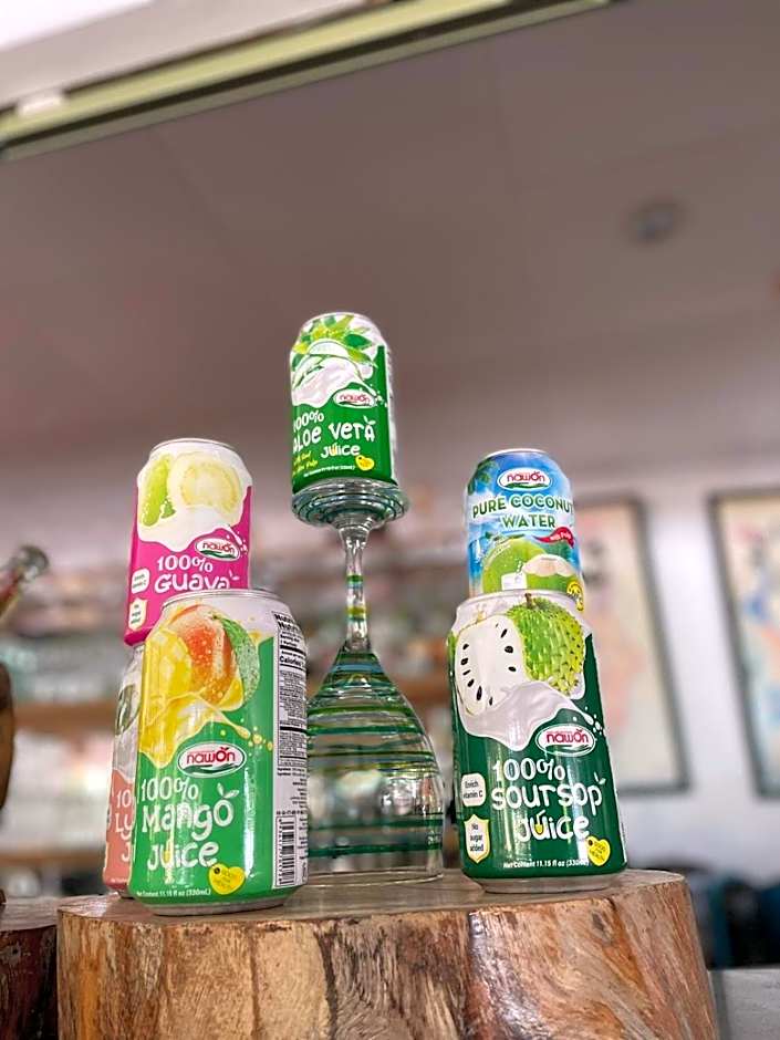 Chez Marston Hotel and Apartment