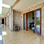 OYO 3950 The Ratna Hotel
