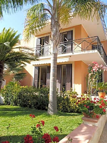 Appartamento in Villa a 100 metri dal mare