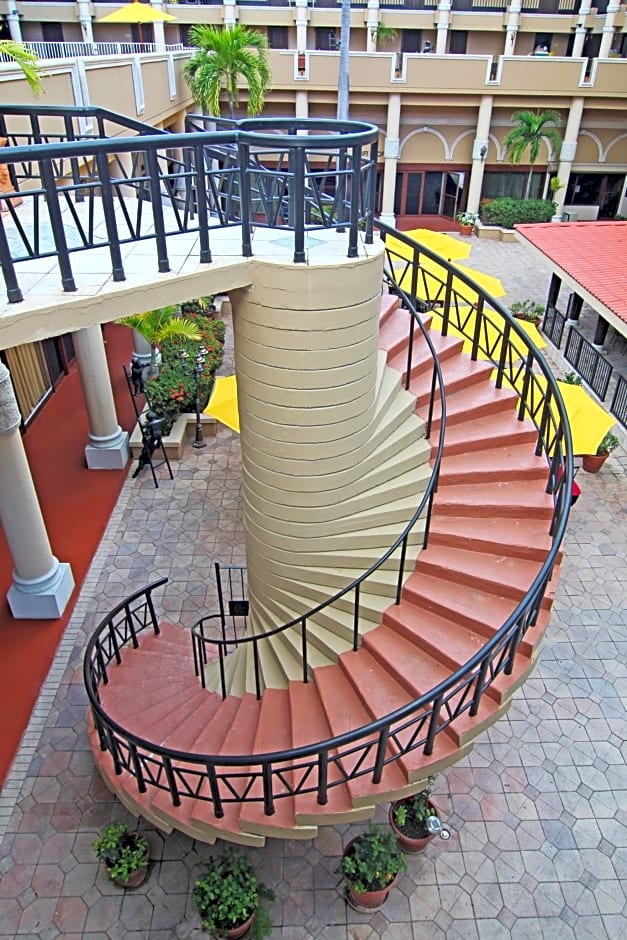 Windward Passage Hotel