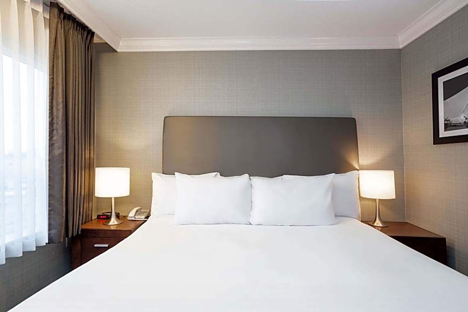 Sandman Vancouver Airport