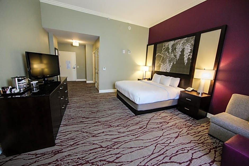 DoubleTree by Hilton Historic Savannah