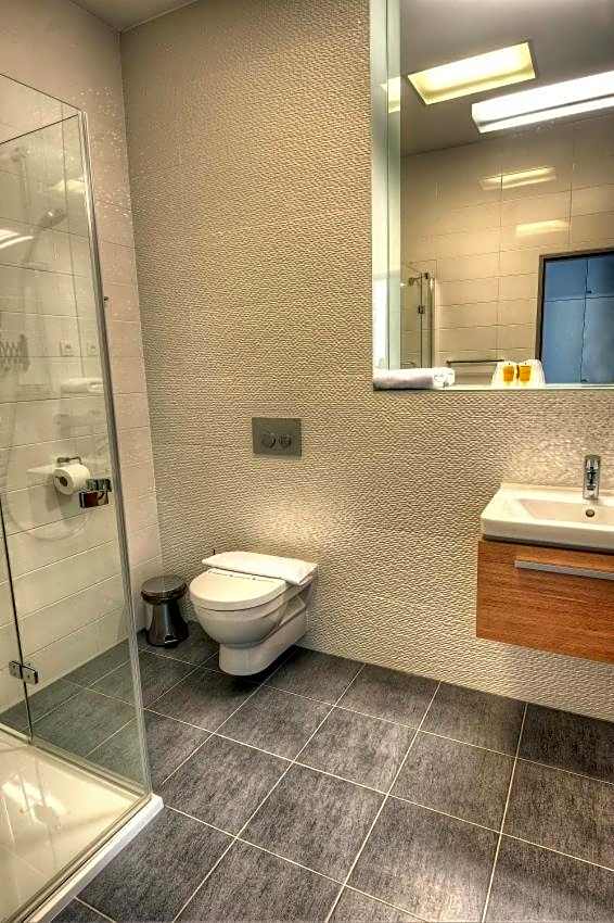 Hotel Vinice Hnanice